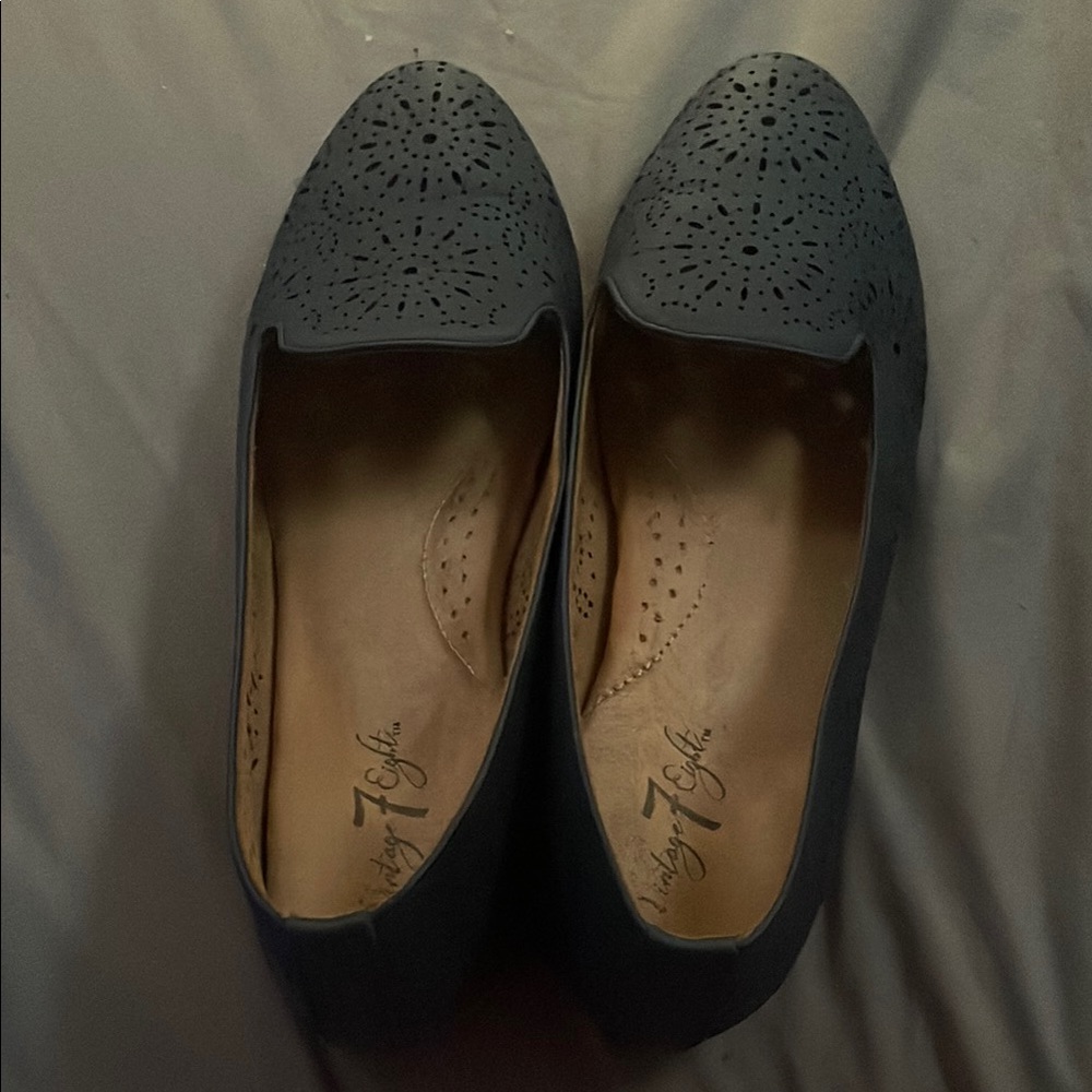Women's Gray Ballet Flats